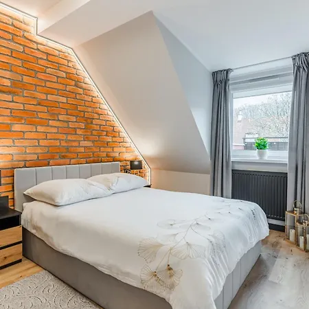 Ksiezycowy Z Balkonem- Lägenhet *